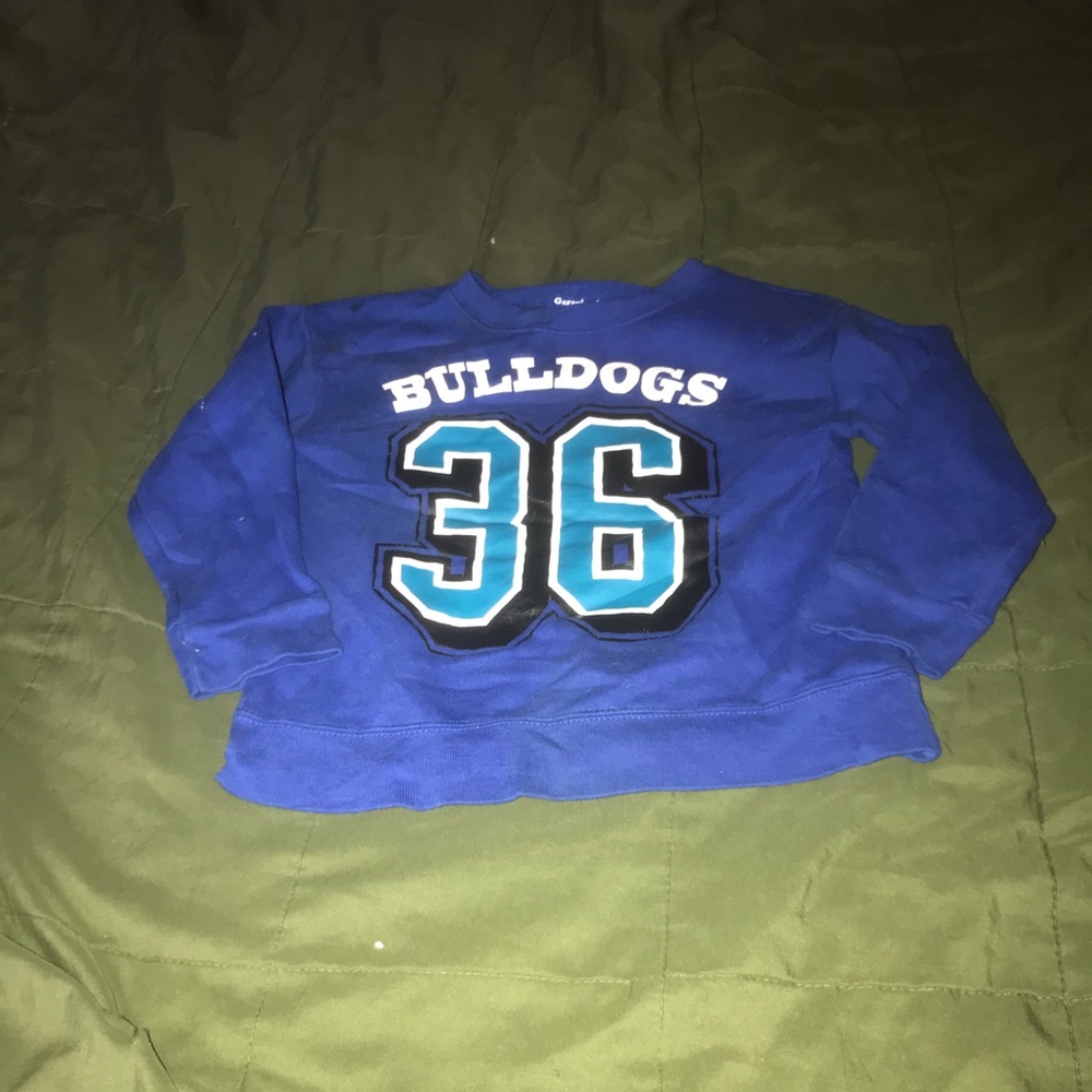 Boys sweater.